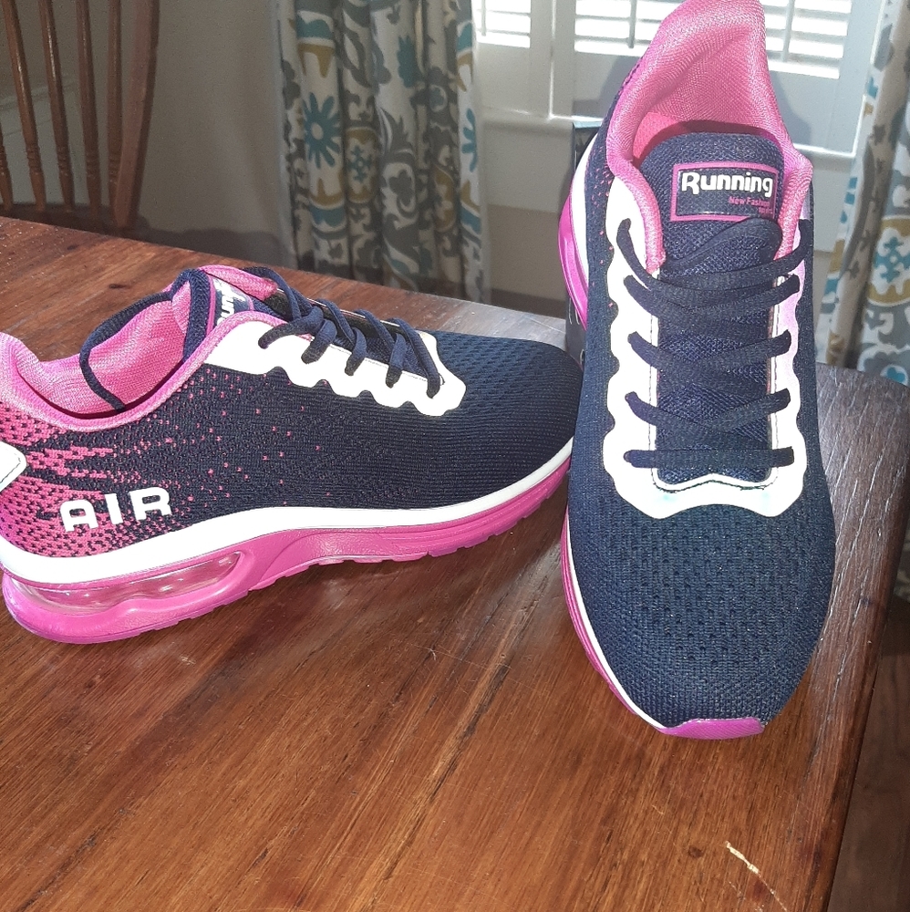 Womens Air Running Sneaker